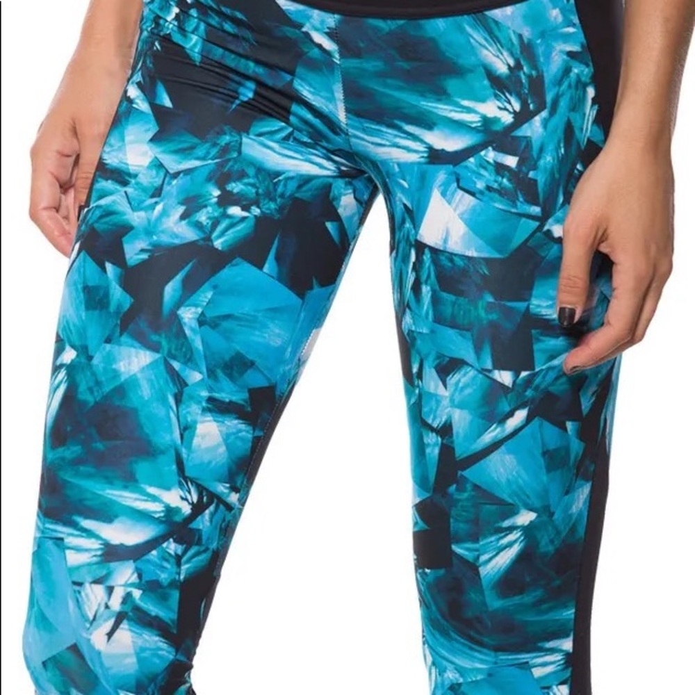 Blackmilk Teal Crystal Spikes Combat Capri Workout Leggings - Picture 4 of 5